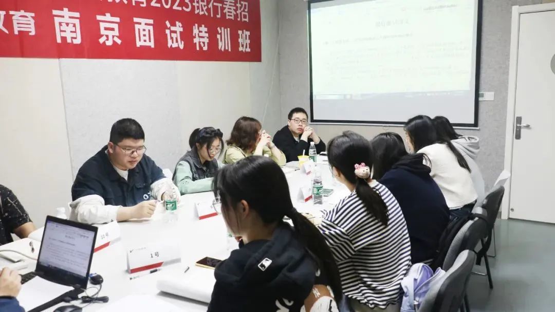 我們經(jīng)得起考驗。